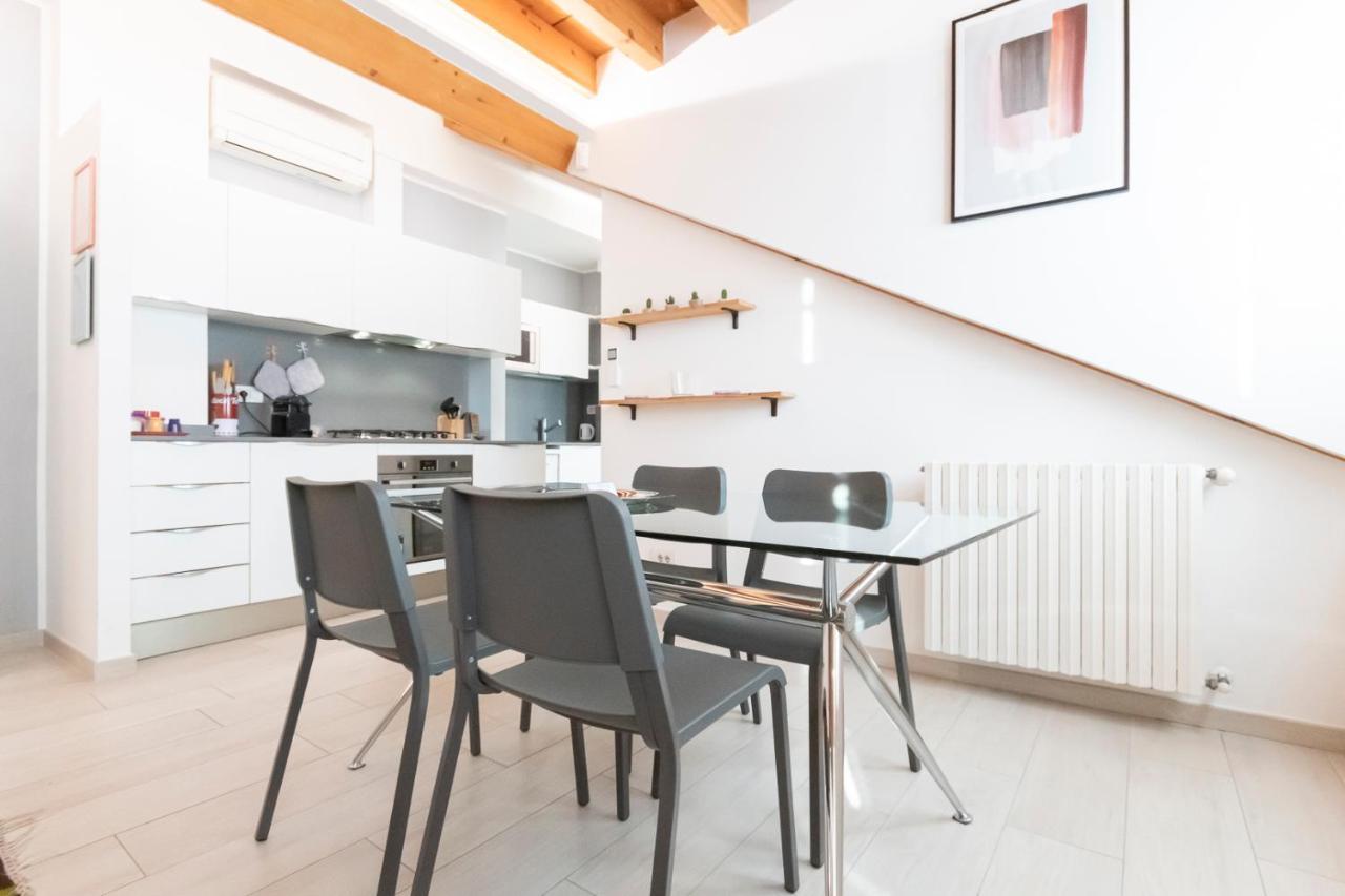Mansarda Cola Apartment Milano Exterior foto