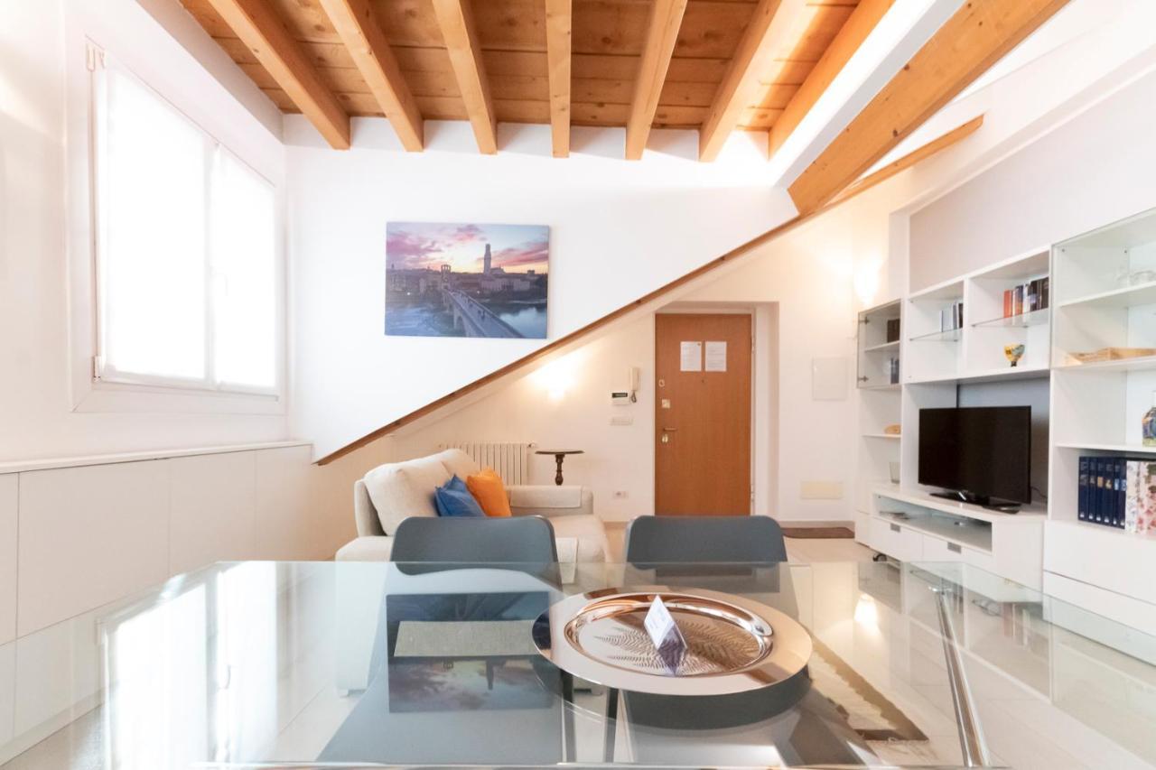 Mansarda Cola Apartment Milano Exterior foto